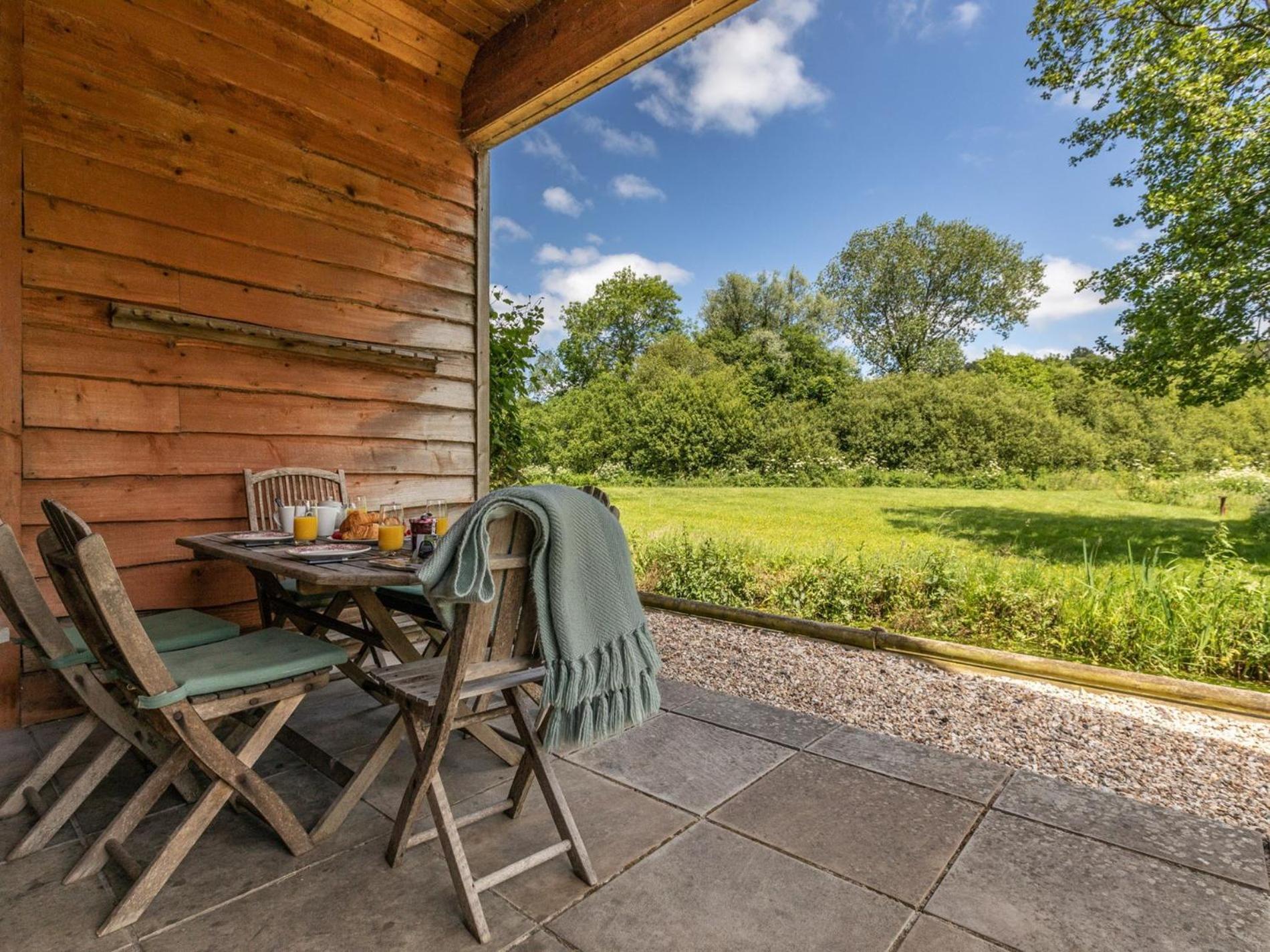 2 Bed In Dorchester 75243 Frampton  Bagian luar foto