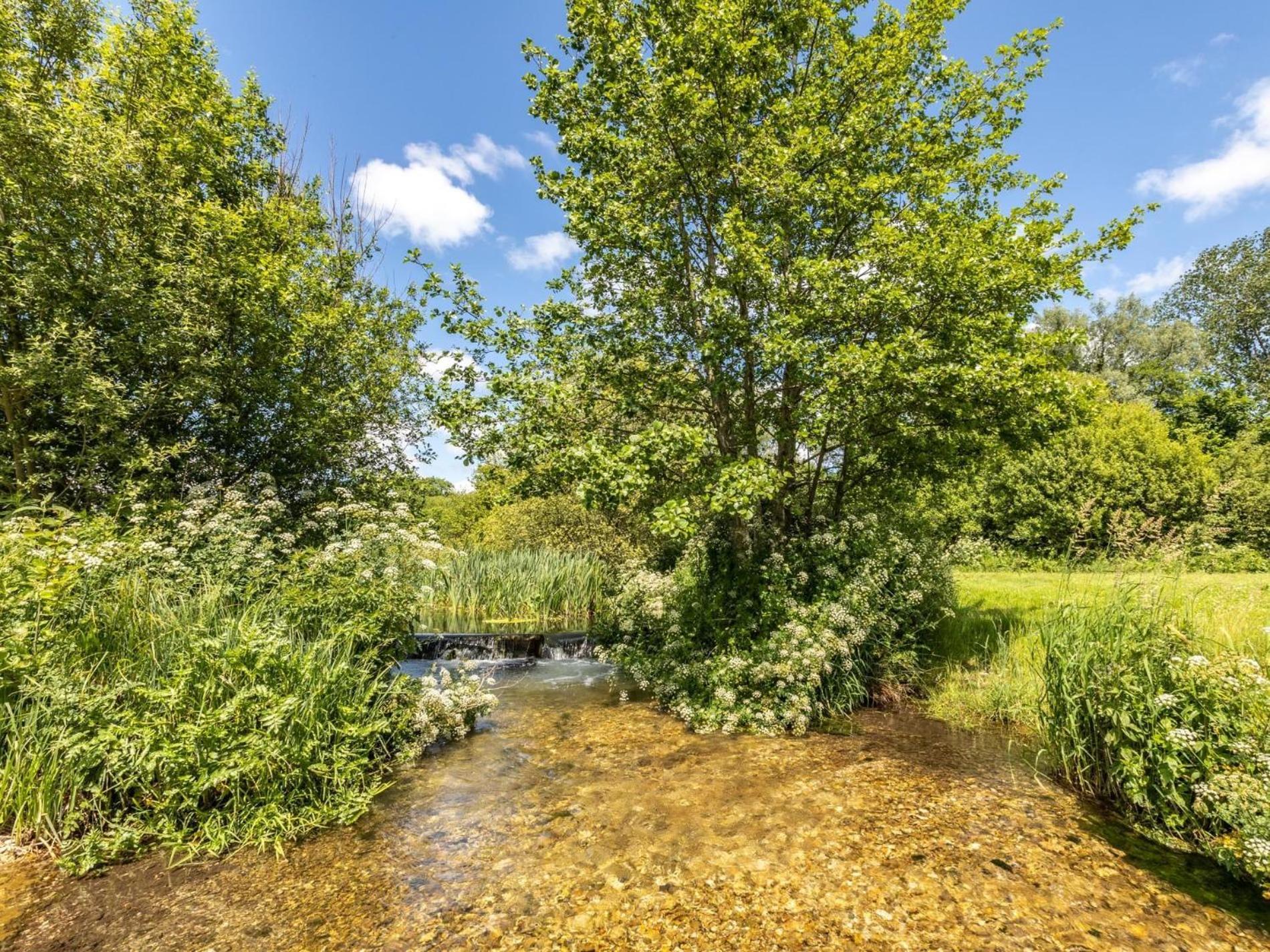 2 Bed In Dorchester 75243 Frampton  Bagian luar foto